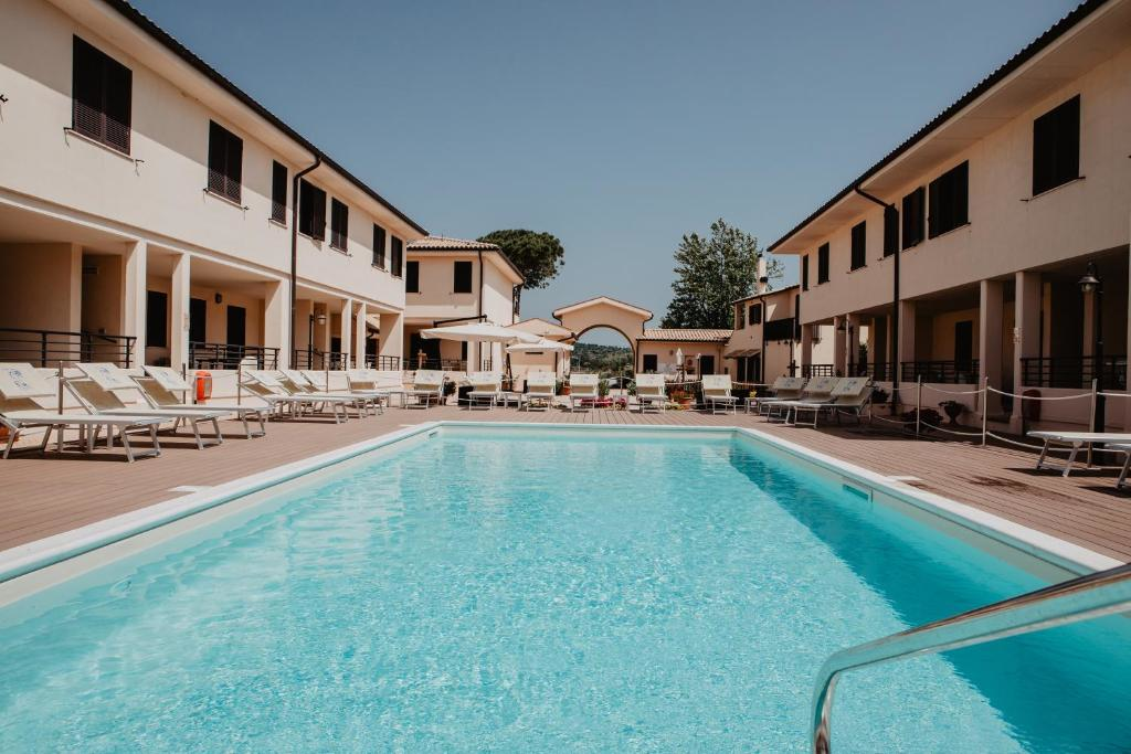 Residence Talamone Il Poderino-piscina